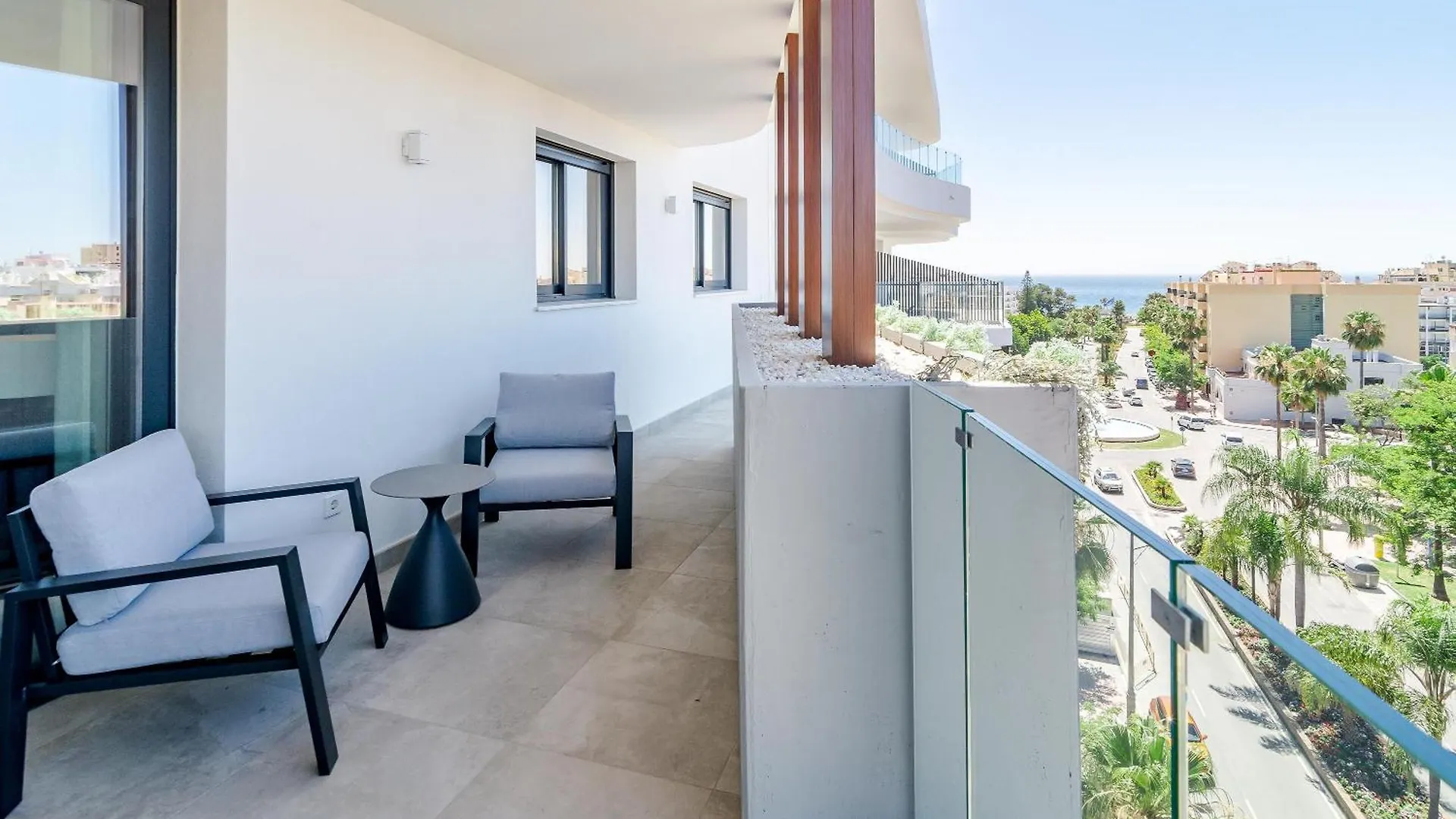 Inf36K - Luxury Apartment Perfect Location Estepona