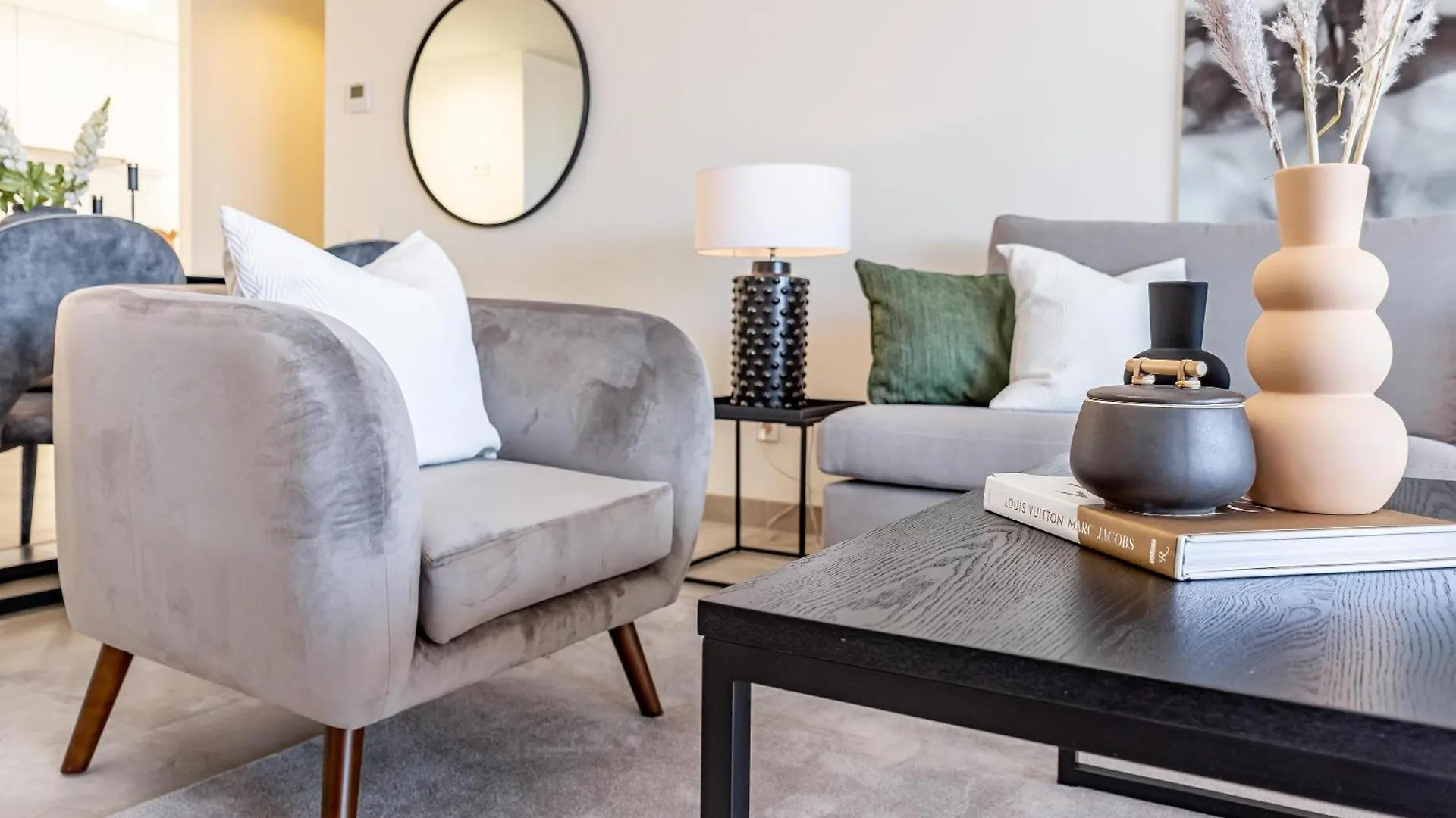 Inf36K - Luxury Apartment Perfect Location Estepona Spain