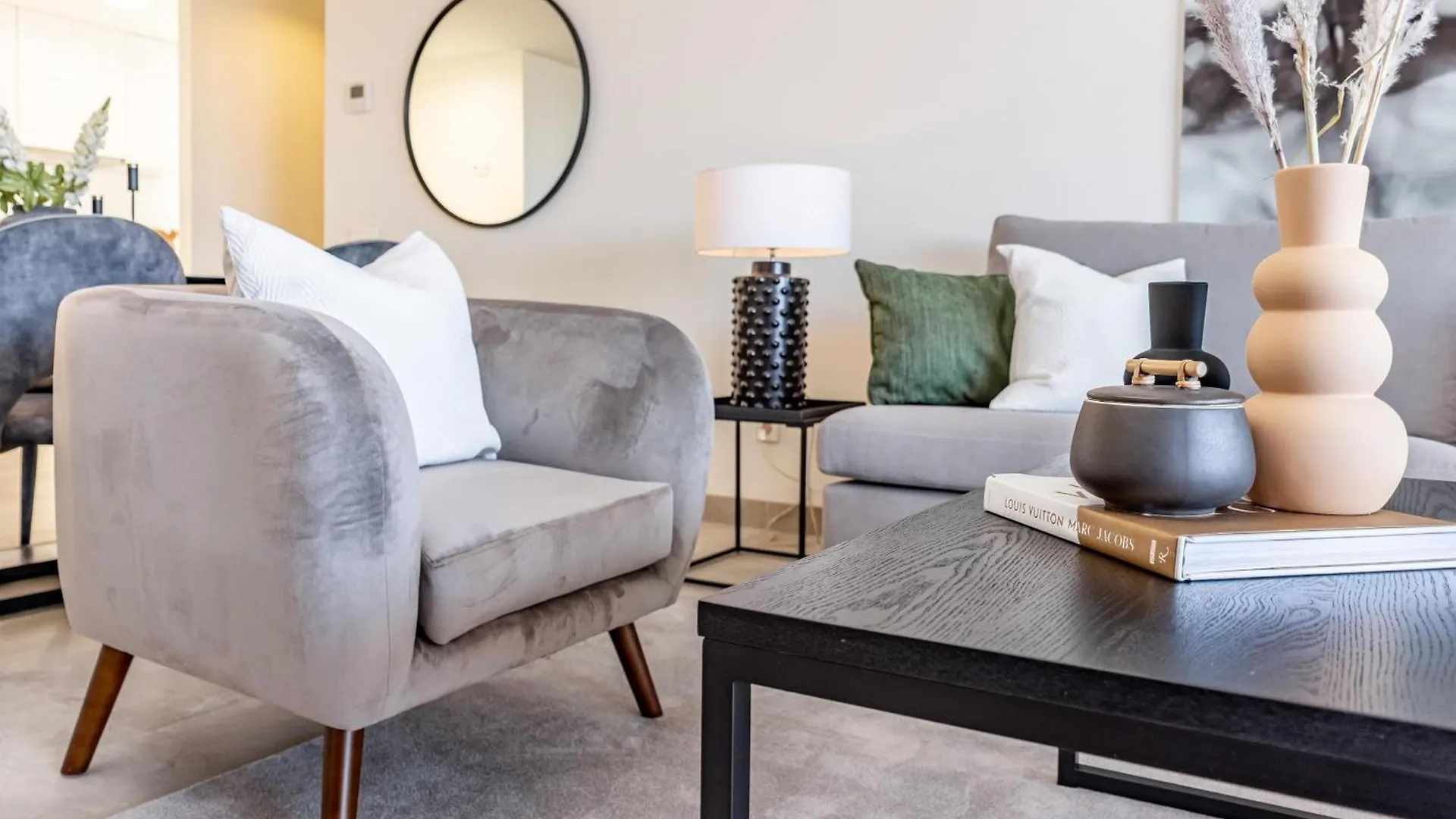 Inf36K - Luxury Apartment Perfect Location Estepona Spain