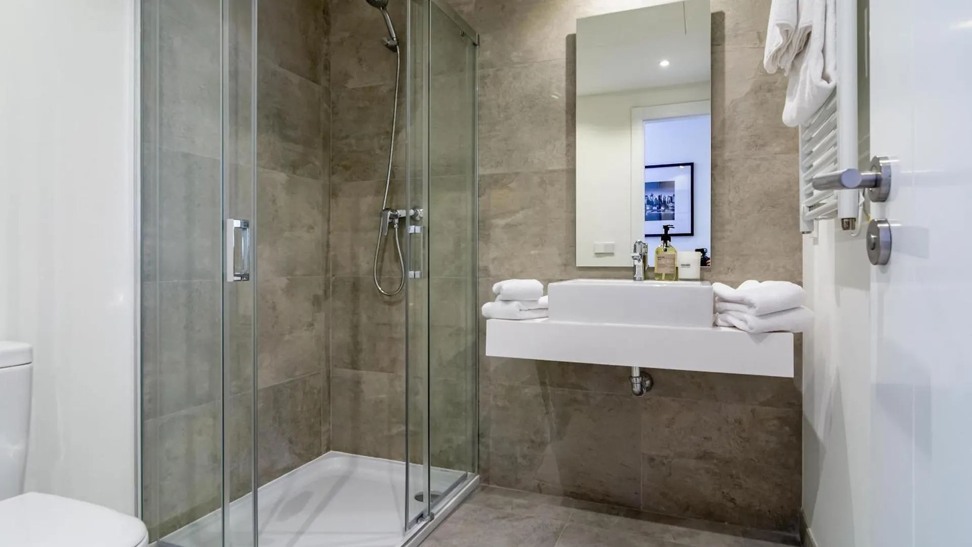 Inf36K - Luxury Apartment Perfect Location Estepona
