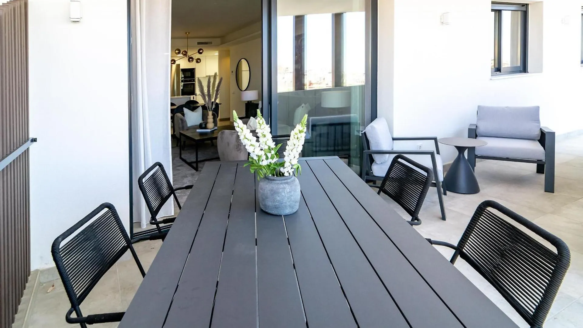 Inf36K - Luxury Apartment Perfect Location Estepona