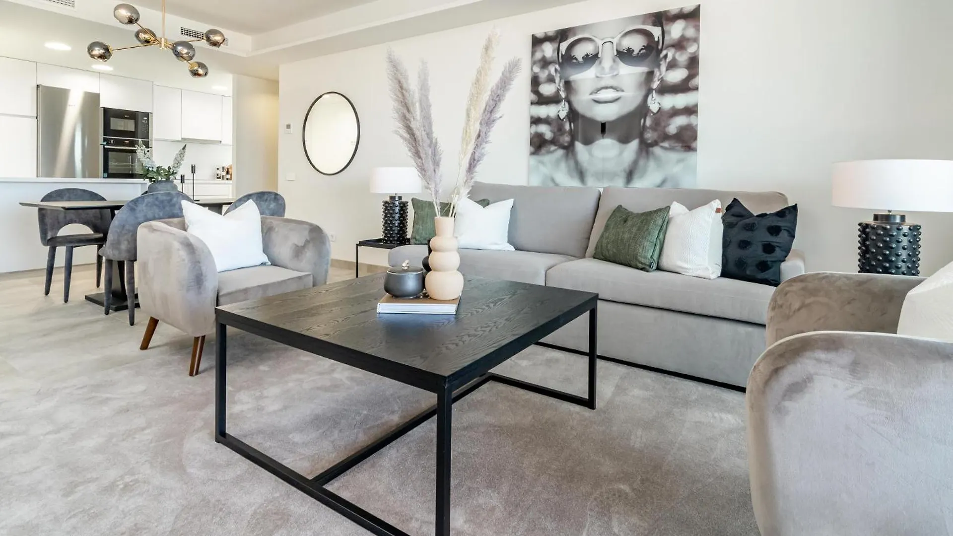 Inf36K - Luxury Apartment Perfect Location Estepona