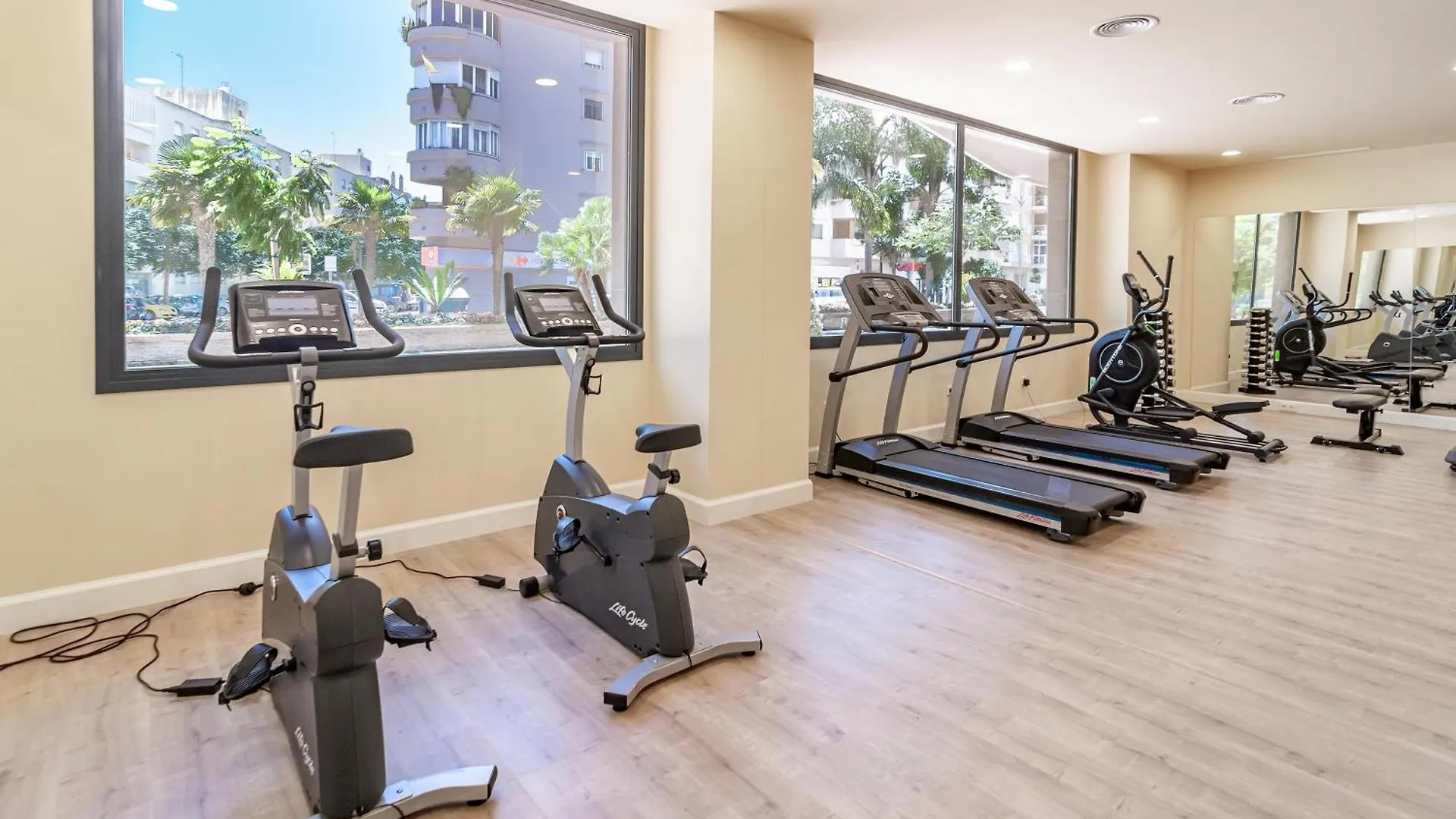 Inf36K - Luxury Apartment Perfect Location Estepona